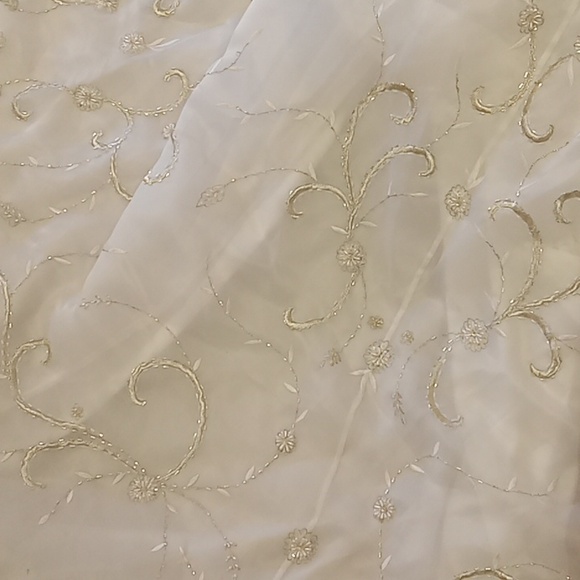 Emerald Bridal Size 8 Wedding Gown - Picture 12 of 15